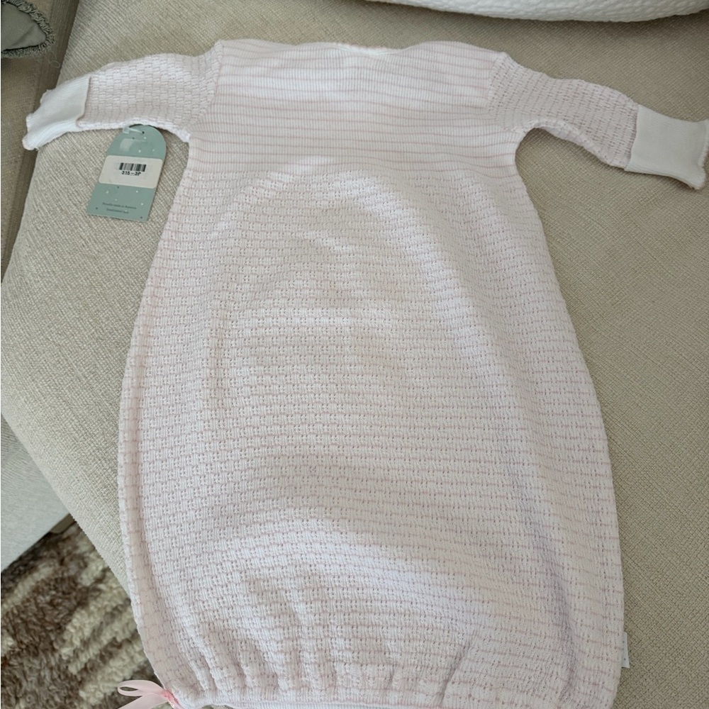 Paty knit overlap Shoulder gown(pink w/bow) - Picture 5 of 5